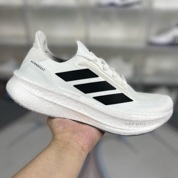 Tênis adidas Ultraboost 5X Branco com Preto