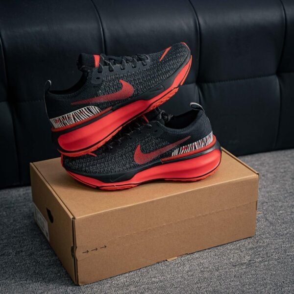 Tênis Nike ZoomX Invincible Run Flyknit 3 Peacock Preto com Vermelho