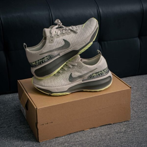 Tênis Nike ZoomX Invincible Run Flyknit 3 Peacock Cinza com Verde